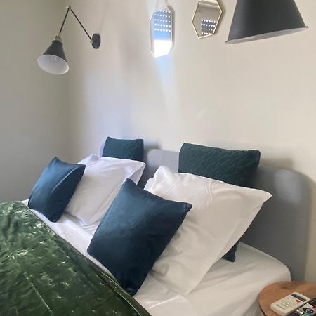 5 Rooms Atene Esterno foto