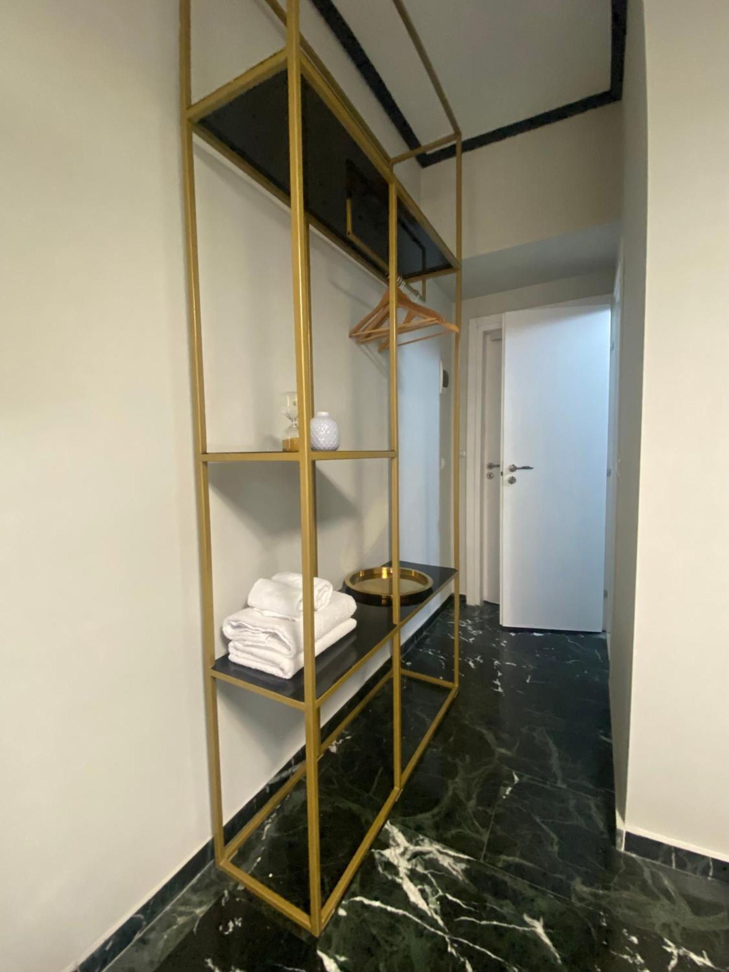 5 Rooms Atene Esterno foto